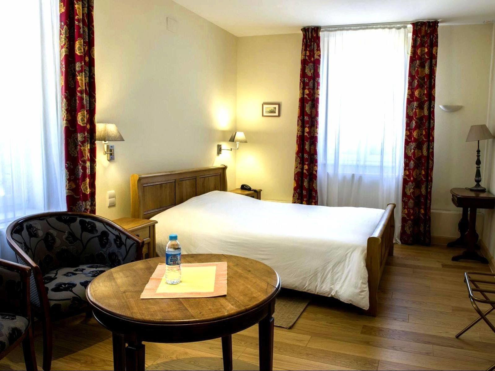 Logis - Chateau De La Motte - Hotel & Restaurant Liessies Εξωτερικό φωτογραφία